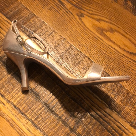 David’s Bridal Open Toed Gold Metallic Heels - Picture 3 of 5